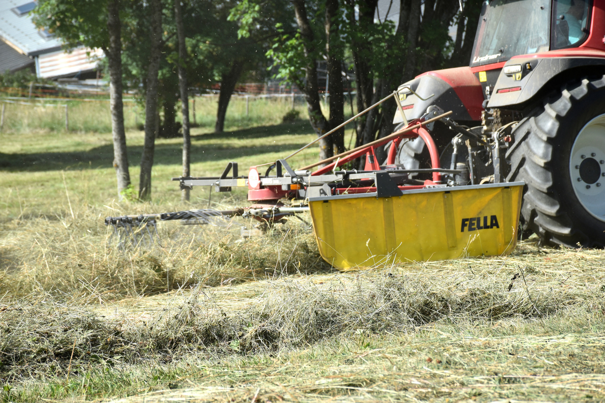 Landainage Le Travail Des Foins Fromage Beaufort 1 01