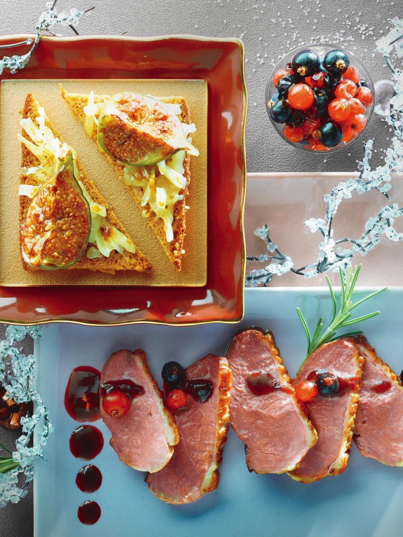Magret de canard aux fruits rouges et toasts de pain d'épice au Beaufort